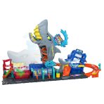 Bundle: Hot Wheels Ultra Shark Car Wash Playset & 10 Basic Assorted Cars - Image 3