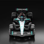 Hot Wheels® F1® Series: Mercedes-AMG PETRONAS Formula One™ Team W15 Car #63 - Image 2