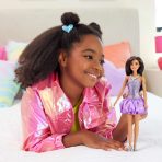 Barbie Fashionistas Doll #234 in Sequinned Purple Dress and Silvery Accessories - Image 6