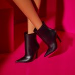 Barbie Basics 2025 Series 1, Doll 1 - Image 16