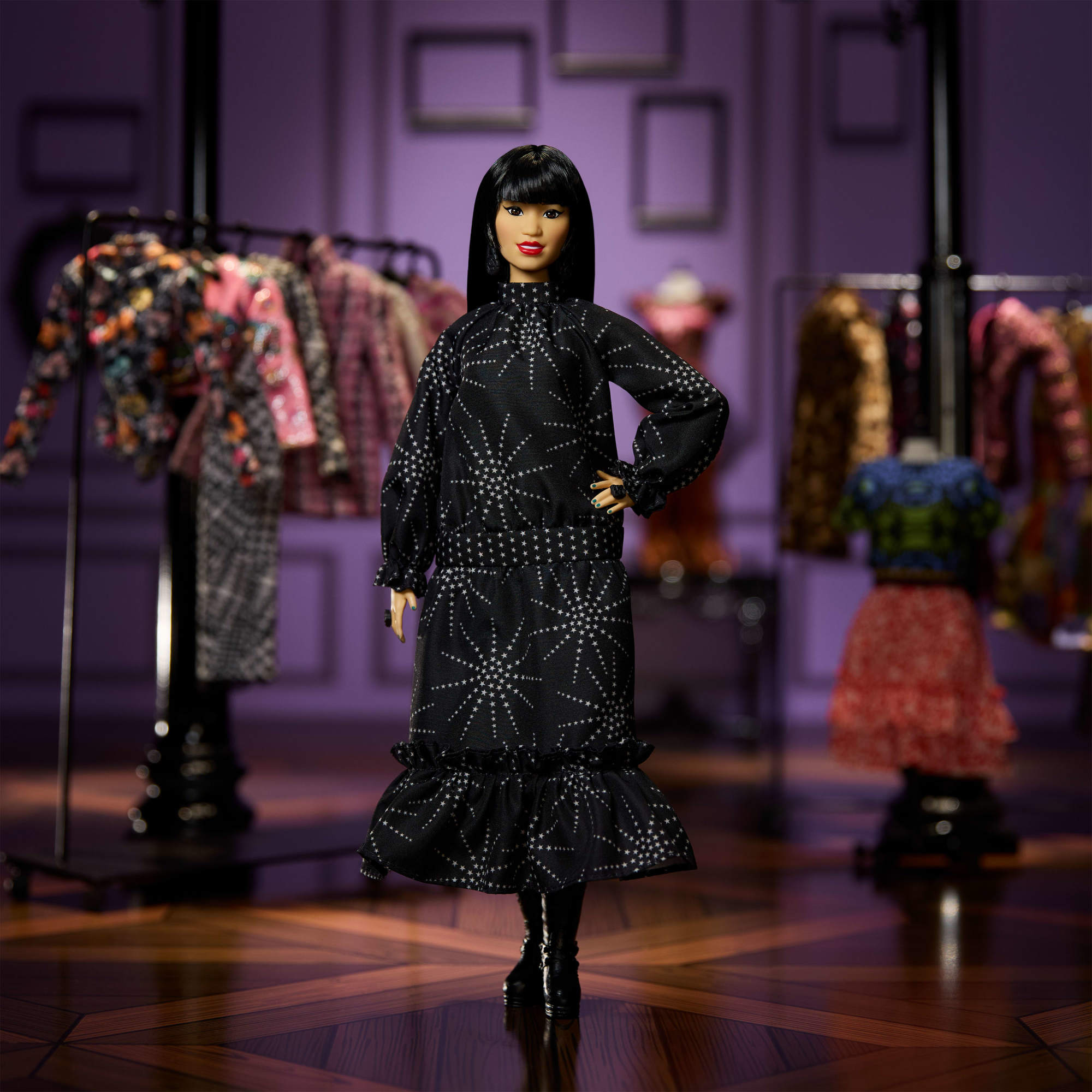 Barbie Inspiring Women Anna Sui Collectible Doll - Image 15