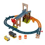 Fisher-Price Thomas & Friends Diesel's Lift & Load Construction Set - Image 2