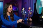 Bundle: Disney Descendants Mal & Evie Doll Set - Image 12