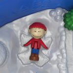 Polly Pocket Collector Peanuts Compact - Image 10